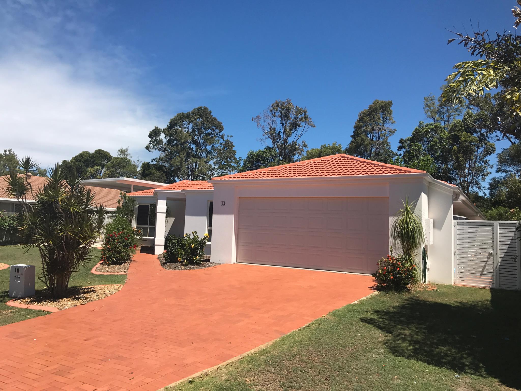 51795554_257344001847867_635091557019549696_n